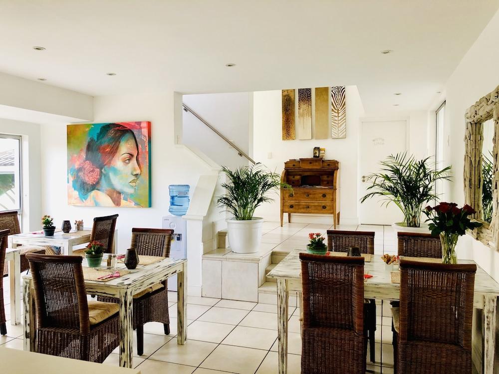 5 Options Guest House 布鲁堡史特兰 外观 照片